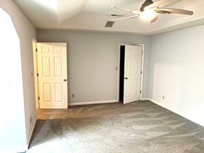 Condo For Sale in Knoxville, Tennessee