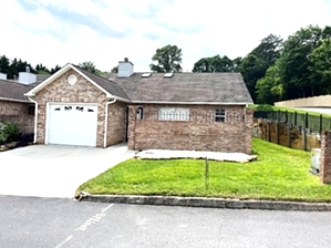 West Knoxville Condominium For Sale