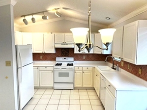 West Knoxville Condominium For Sale