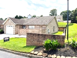 West Knoxville Condominium For Sale